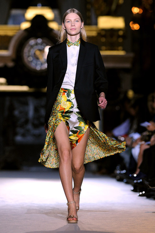 Illustration for article titled Stella McCartney's Collection Is Straight-Up Beautiful